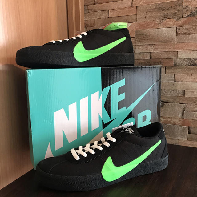 NIKE SB POETS NIKE SB ZOOM BRUIN