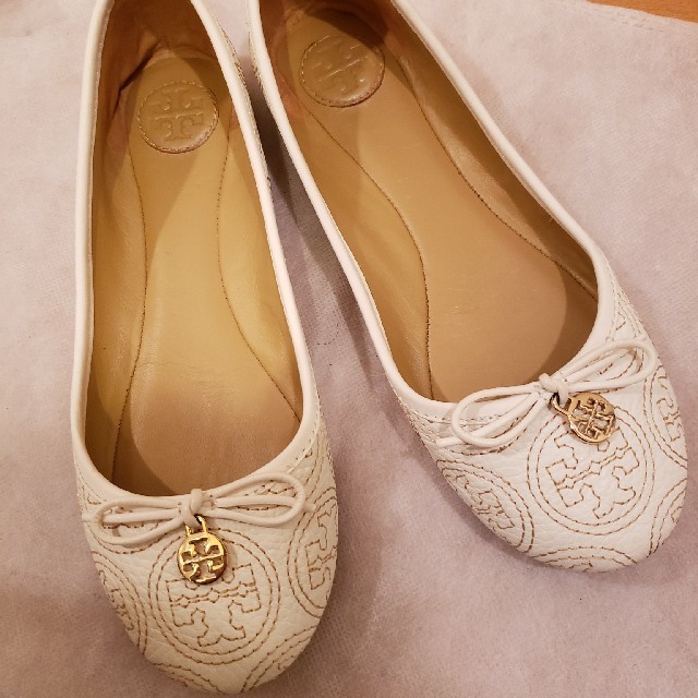 Tory Burch　バレエシューズ