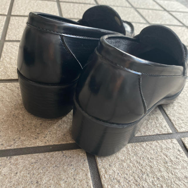 HARUTA(ハルタ)のHARUTA 黒ローファー　4.5cmヒール　3E22.5 レディースの靴/シューズ(ローファー/革靴)の商品写真