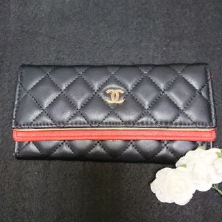 シャネル(CHANEL)の 値下げします。美品CHANELノベルティ長財布(長財布)