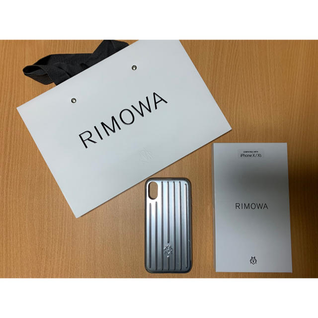 RIMOWA iPhone X/XS 純正　シルバーケース