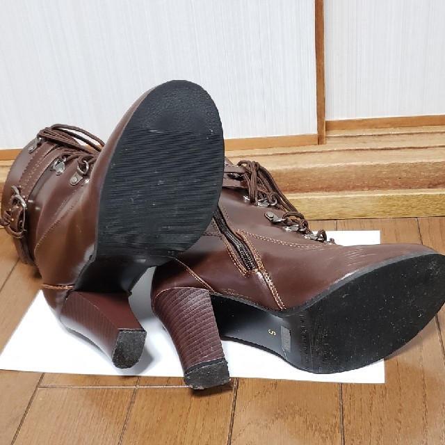 編み上げショートブーツ　ブラウン　23センチ レディースの靴/シューズ(ブーツ)の商品写真