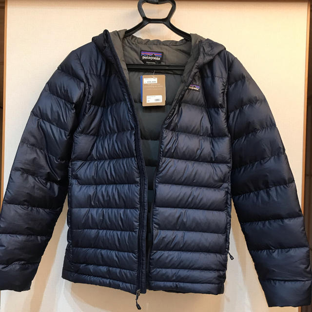 新品未使用】patagonia ハイロフトダウンフーディ ネイビー Sサイズ