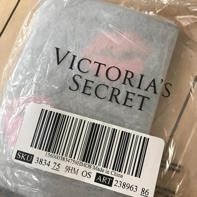 Victoria's Secret(ヴィクトリアズシークレット)のヴィクトリアシークレット レディースのファッション小物(パスケース/IDカードホルダー)の商品写真