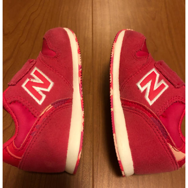 New Balance(ニューバランス)のニューバランス ベビー 13.5cm スニーカー キッズ/ベビー/マタニティのベビー靴/シューズ(~14cm)(スニーカー)の商品写真