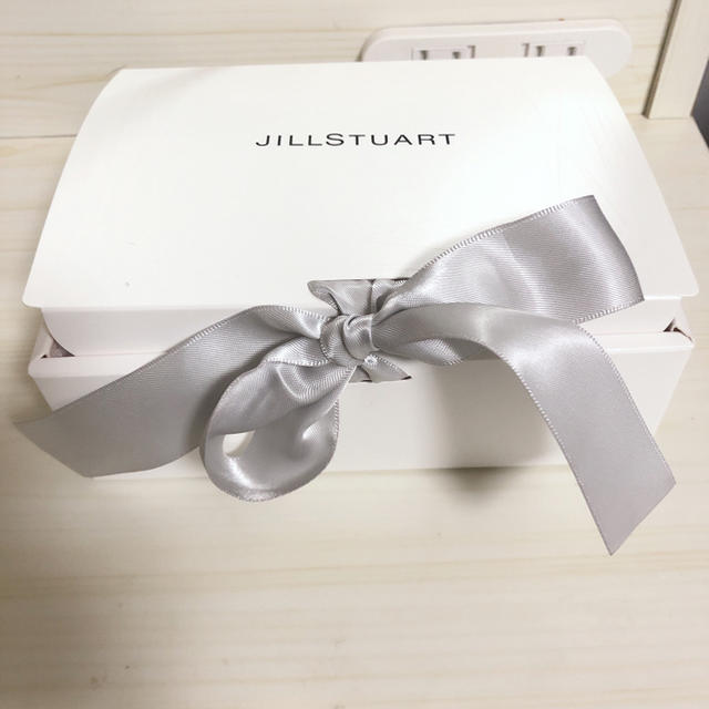 JILLSTUART(ジルスチュアート)のJILLSTUART ビューラーのみ コスメ/美容のベースメイク/化粧品(その他)の商品写真