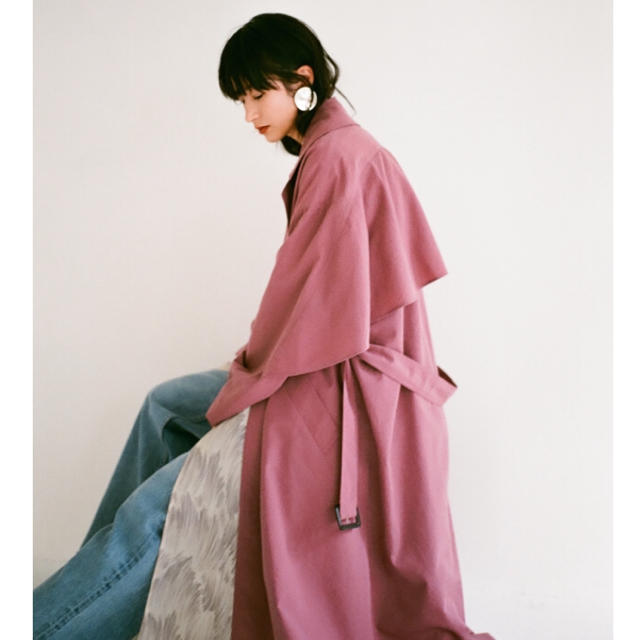 clane BACK FRILL TRENCH COAT