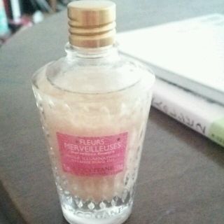 ロクシタン(L'OCCITANE)のﾛｸｼﾀﾝ限定ラメﾎﾞﾃﾞｨｵｲﾙ(ボディオイル)