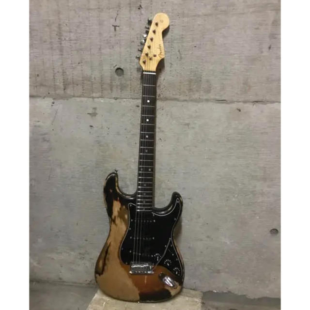 元 fender ストラトキャスター