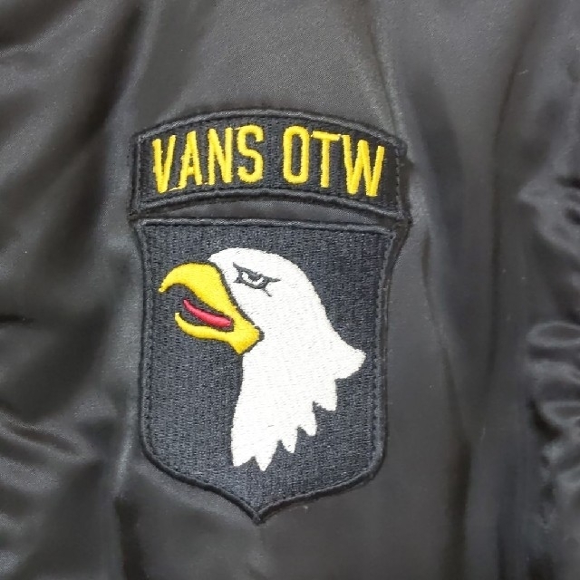 VANS(ヴァンズ)の「新品未使用」ＶＡＮＳ checker rib bomder jacket　Ｓ メンズのジャケット/アウター(ナイロンジャケット)の商品写真