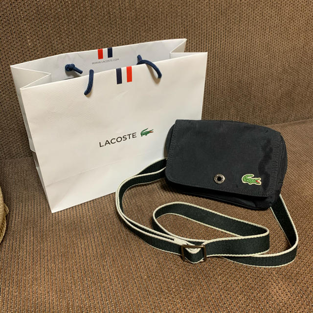 LACOSTE(ラコステ)のLACOSTE ミニショルダーバッグ メンズのバッグ(ショルダーバッグ)の商品写真