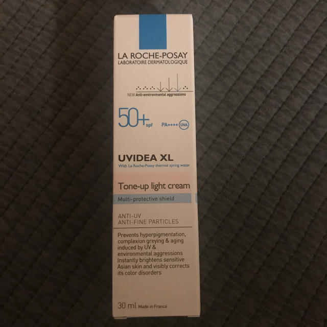 LA ROCHE-POSAY(ラロッシュポゼ)のラロッシュポゼ UVイデア XL プロテクショーントーンアップ コスメ/美容のベースメイク/化粧品(化粧下地)の商品写真