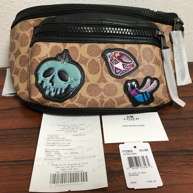 COACH(コーチ)の白雪姫ウエストポーチ❤️ディズニーコラボ❤️新品・未使用 コーチ レディースのバッグ(ボディバッグ/ウエストポーチ)の商品写真