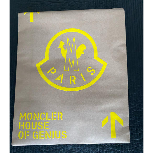 通販超歓迎 MONCLER - MONCLER ジーニアス クラッチバッグ TOKYO 限定