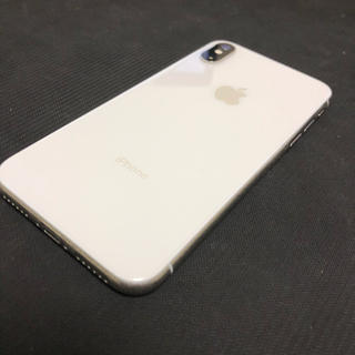 アップル(Apple)のiPhone X Silver 64 GB SIMフリー(スマートフォン本体)