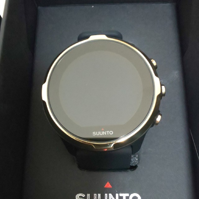 SUUNTO(スント)のたんこ様用新品未使用SUUNTOスパルタンスポーツフィンランド独立100周年記念 メンズの時計(腕時計(デジタル))の商品写真