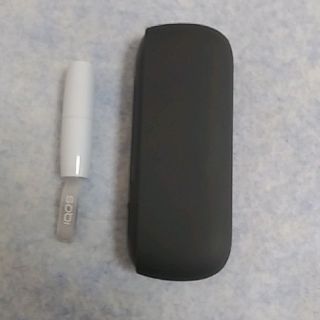 アイコス(IQOS)のIQOS3 チャージャー　ホルダー(タバコグッズ)