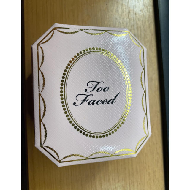 Too Faced(トゥフェイス)のハイライト コスメ/美容のベースメイク/化粧品(その他)の商品写真