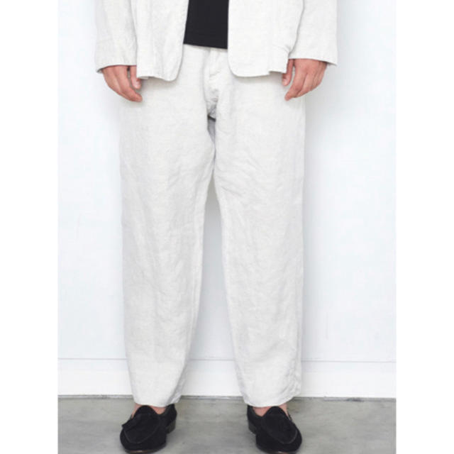 COMOLI(コモリ)のcomori ホワイトパンツ メンズのパンツ(その他)の商品写真