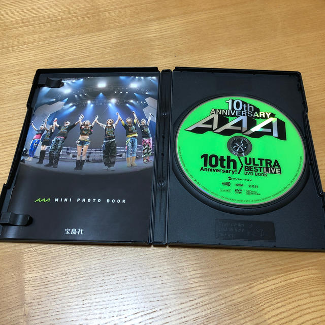 AAA(トリプルエー)のAAA 10th anniversary ULTRA BEST LIVE エンタメ/ホビーのDVD/ブルーレイ(ミュージック)の商品写真