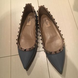 ヴァレンティノ(VALENTINO)のヴァレンチノ  フラットパンプス(ハイヒール/パンプス)