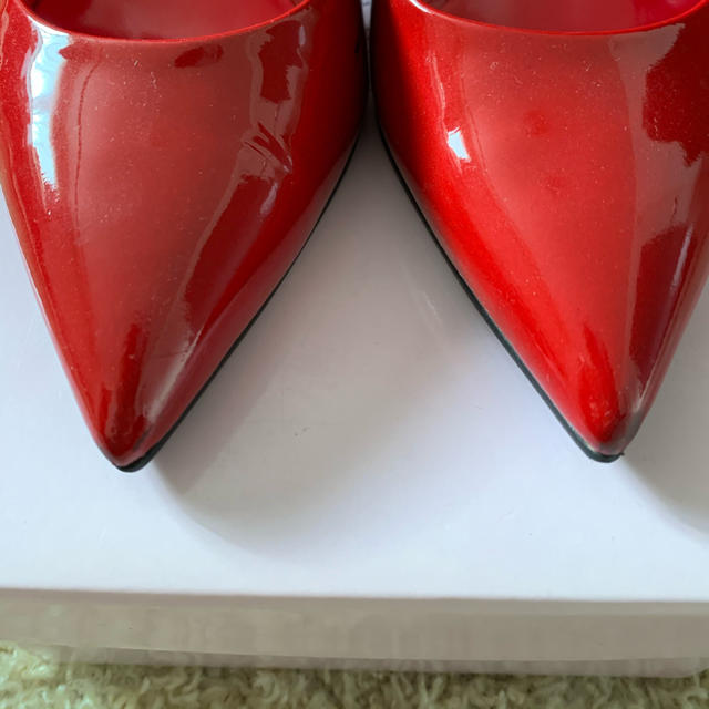 DIANA(ダイアナ)のDIANA ダイアナ　パンプス　赤 レディースの靴/シューズ(ハイヒール/パンプス)の商品写真