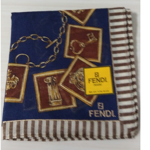 FENDI(フェンディ)のフェンディ　新品ハンカチ3枚セット レディースのファッション小物(ハンカチ)の商品写真