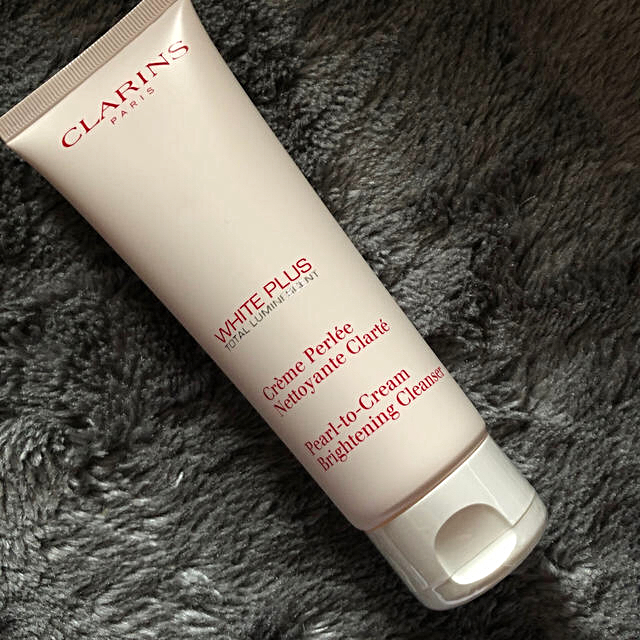 CLARINS(クラランス)のCLARINS  ホワイトプラスパールクレンザー　未開封 コスメ/美容のスキンケア/基礎化粧品(洗顔料)の商品写真