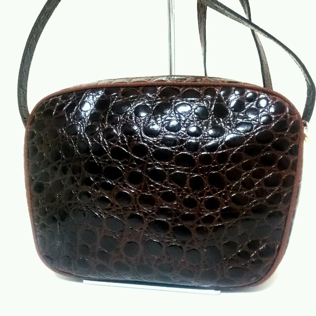 Ferragamo(フェラガモ)の美品❤フェラガモ❤ショルダーバッグ レディースのバッグ(ショルダーバッグ)の商品写真