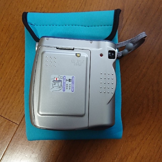 チェキ instax mini 10 スマホ/家電/カメラのカメラ(フィルムカメラ)の商品写真