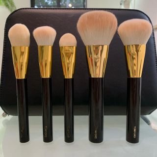 トムフォード(TOM FORD)のトムフォード  メイクアップブラシ　セット販売のみ(チーク/フェイスブラシ)