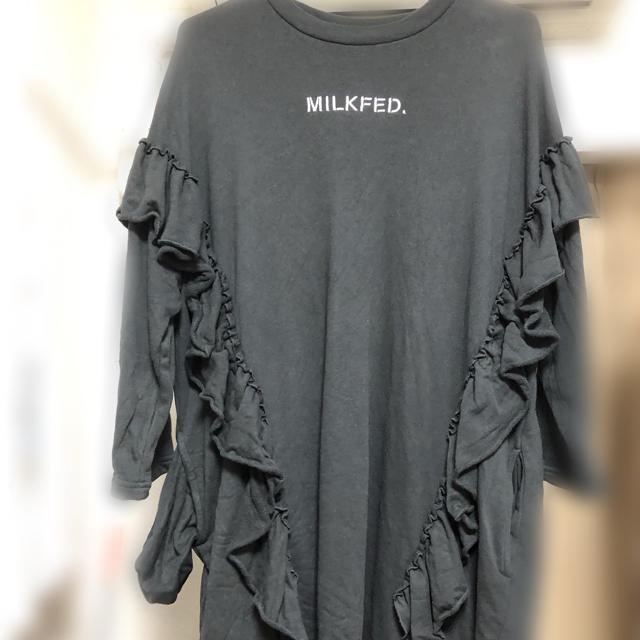 MILKFED.(ミルクフェド)の【もっちゃん様専用】milkfed フリルスウェットワンピース  レディースのワンピース(ひざ丈ワンピース)の商品写真