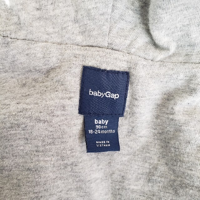 babyGAP(ベビーギャップ)のbaby GAP キルト生地ジャケット  90cm キッズ/ベビー/マタニティのキッズ服女の子用(90cm~)(ジャケット/上着)の商品写真