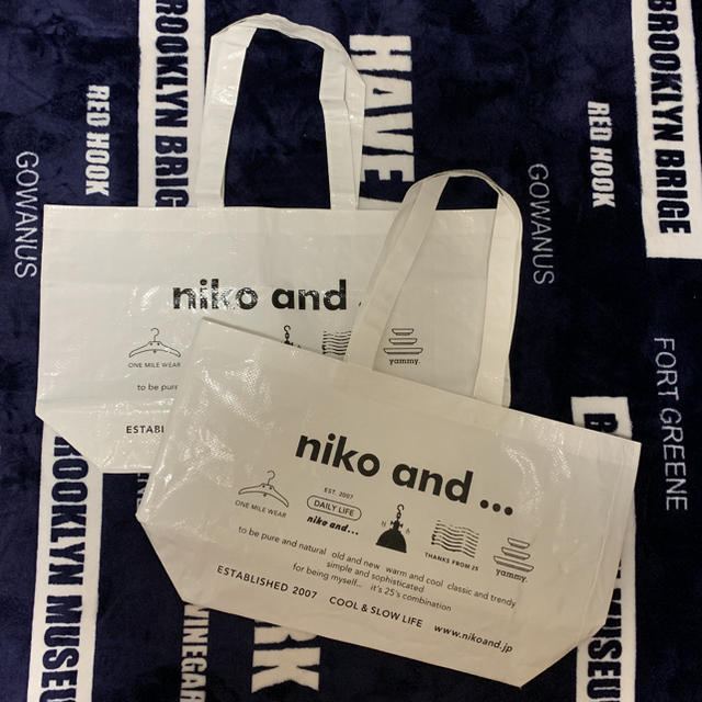 niko and...(ニコアンド)のニコアンド ショッパー 2枚セット レディースのバッグ(ショップ袋)の商品写真
