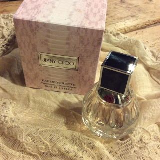 ジミーチュウ(JIMMY CHOO)のJIMMYCHOO オードトワレ40ml(香水(女性用))