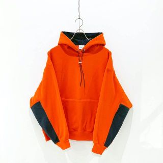 エフィレボル(.efiLevol)のEFILEVOL / Fleece Parka / オレンジ(パーカー)