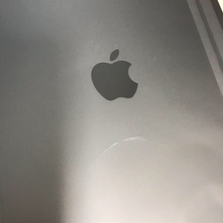 アップル(Apple)の第2世代　iPad 12.9 256 シムフリー　(タブレット)