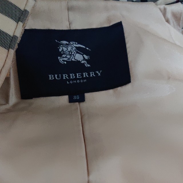 BURBERRY(バーバリー)のBURBERRY ダウン コート レディースのジャケット/アウター(ダウンジャケット)の商品写真