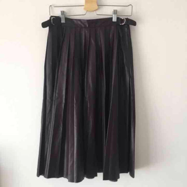 ZARA(ザラ)のレザープリーツスカート レディースのスカート(ひざ丈スカート)の商品写真