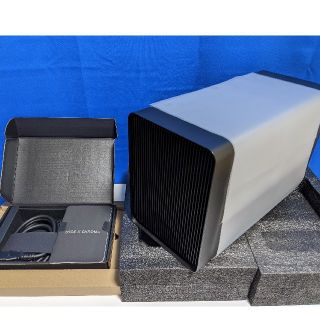 Razer Core X Chroma Windows/Mac対応 使用僅か(PCパーツ)