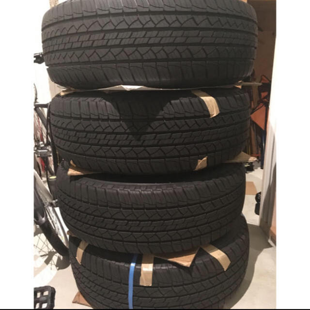 自動車プラド純正タイヤ　新車外し　265/65 R17 150後期