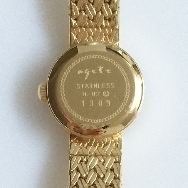 agete(アガット)の【美品】agate(アガット) ラウンドフェイスジュエリーウォッチ レディースのファッション小物(腕時計)の商品写真