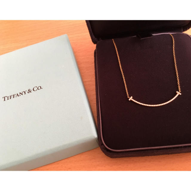 Tiffany & Co.(ティファニー)のティファニー Tスマイルネックレス レディースのアクセサリー(ネックレス)の商品写真