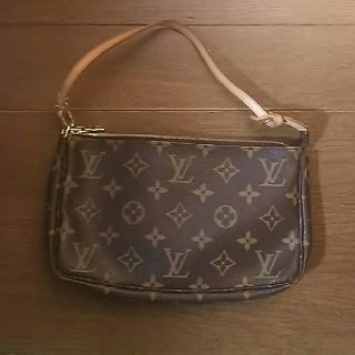 ルイヴィトン(LOUIS VUITTON)のルイヴィトンの鞄(ハンドバッグ)