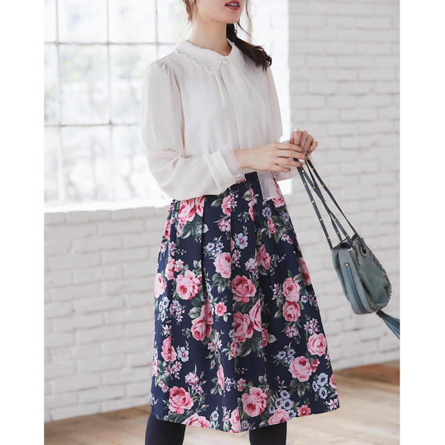 tocco(トッコ)のtocco closet 🌸新品 みどりんご様専用フラワーフレアスカート  レディースのスカート(ロングスカート)の商品写真