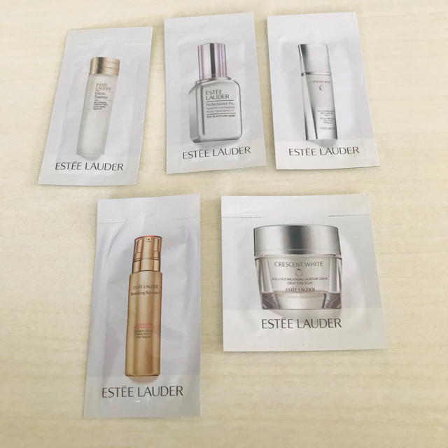 Estee Lauder(エスティローダー)のエスティローダー　サンプル美白セット コスメ/美容のスキンケア/基礎化粧品(美容液)の商品写真