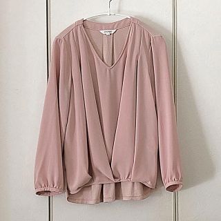 プラステ(PLST)の【美品】PLST ドッキングスソタックブラウス ピンク(シャツ/ブラウス(長袖/七分))