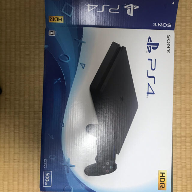 PlayStation4(プレイステーション4)のSONY PlayStation4 本体 CUH-2100AB01 エンタメ/ホビーのゲームソフト/ゲーム機本体(家庭用ゲーム機本体)の商品写真