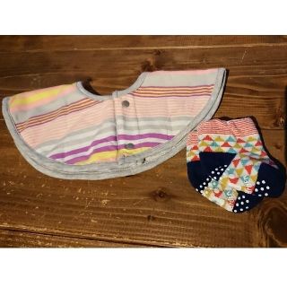 マーキーズ(MARKEY'S)の専用！美品、未使用品★ベビー スタイ   女の子  (ベビースタイ/よだれかけ)