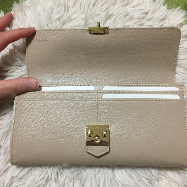 Sale 匿名配送 新品 ✳️ FURLA フルラ ブラック 財布